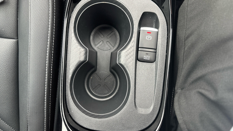 Nissan Juke 1.0 DiG-T Tekna 5dr DCT Petrol Hatchback